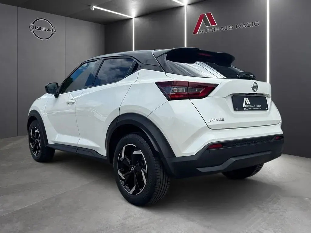 Second-hand Nissan Juke N-Connecta 114 CP (83 kW) 2022 Negru SUV