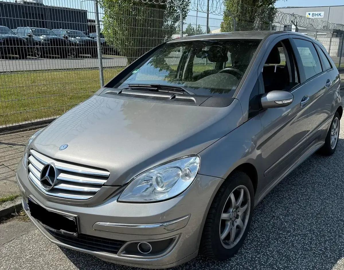 Gebraucht Mercedes B200 2006 Gold Van / Kleinbus