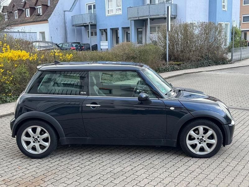 Gebraucht Mini Cooper 116 PS (85 kW) 2007 Schwarz Kleinwagen