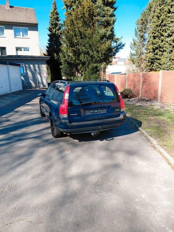 Gebraucht Volvo V70 140 PS (102 kW) 2001 Blau Kombi