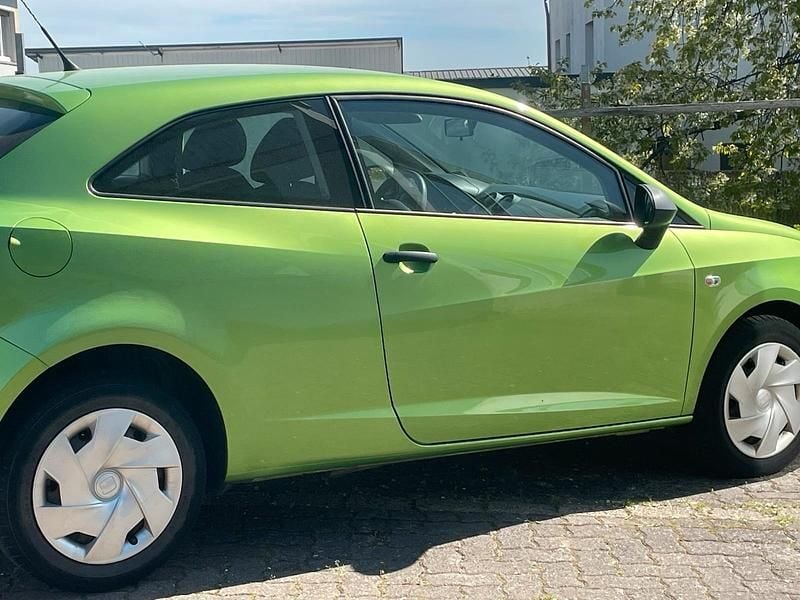 Second-hand Seat Ibiza Reference 70 CP (51 kW) 2013 Verde Hatchback