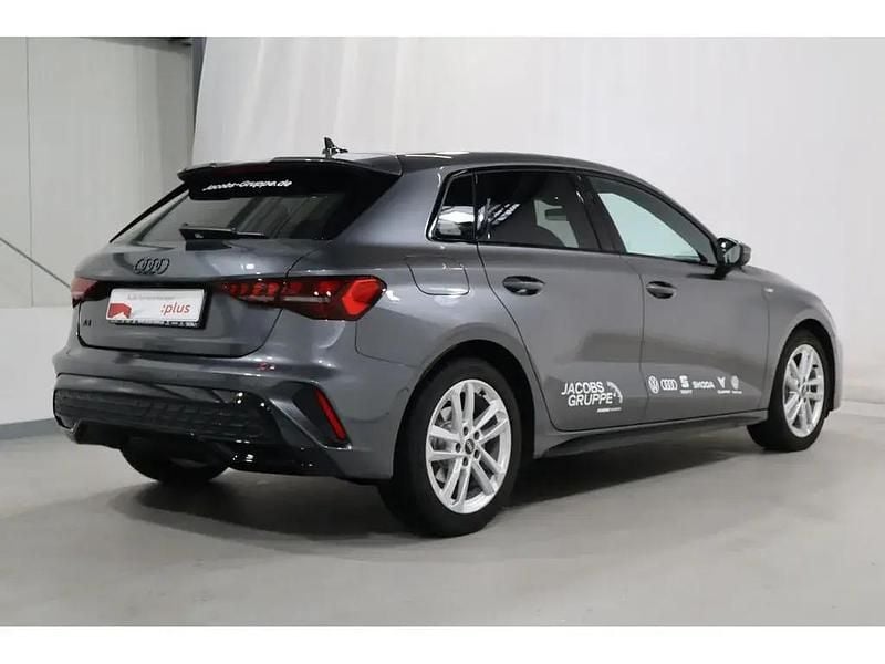 Gebraucht Audi A3 S-Line 110 PS (80 kW) 2026 Grau Limousine