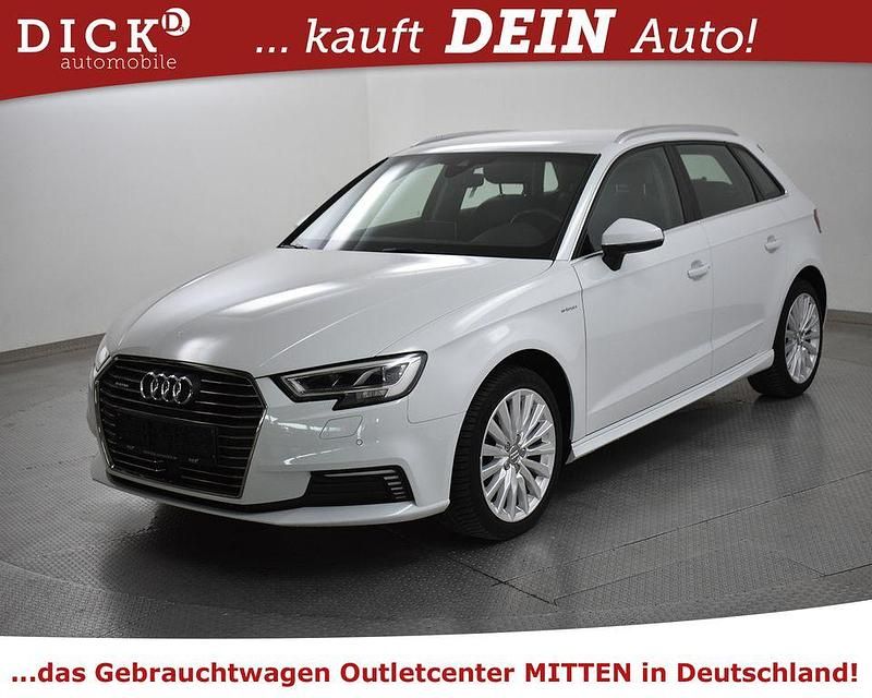 Gebraucht Audi e-tron Design 150 kW (204 PS) 2018 Gletscherweiss met. SUV