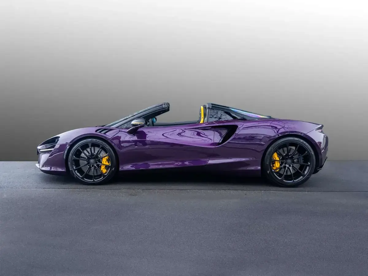 Gebraucht McLaren Artura 700 PS (514 kW) 2025 Violett Cabrio