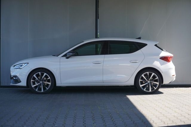 Second-hand Seat Leon FR 150 CP (110 kW) 2023 Alb