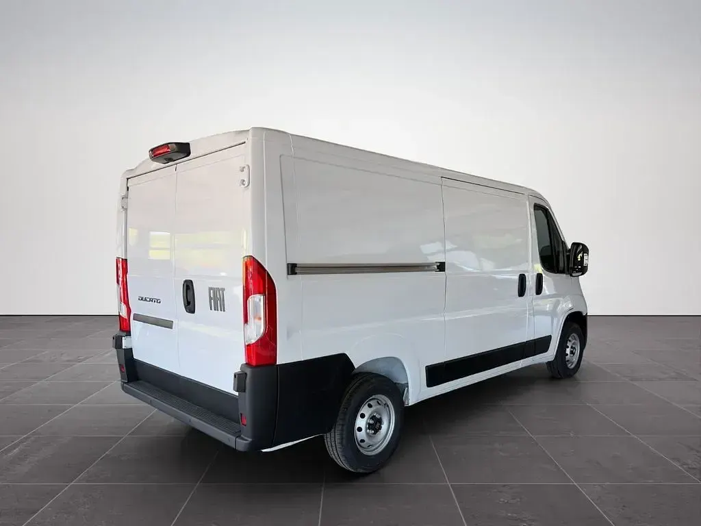 Neu Fiat Ducato 120 PS (88 kW) 2025 Weiß Van