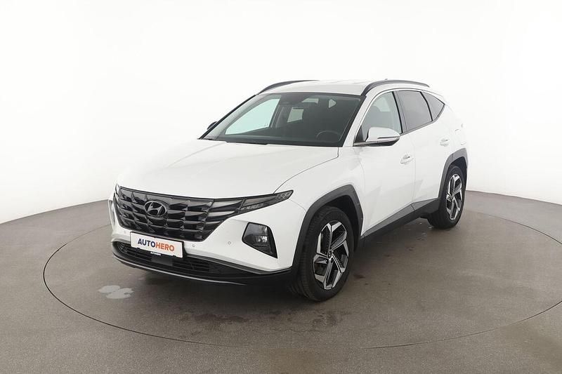 Weiß Gebraucht 2021 Hyundai Tucson Trend SUV | 26.220 € (Etwas zu teuer) - Bild 1/3