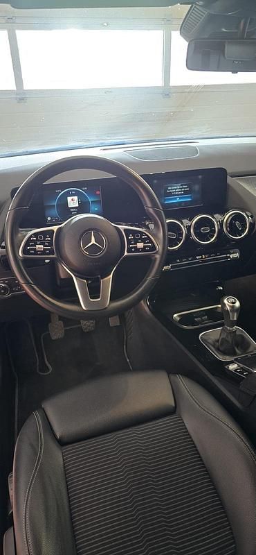 Gebraucht Mercedes B160 109 PS (80 kW) 2019 Grau Van / Kleinbus