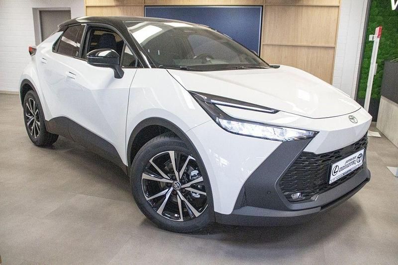 Weiß Neu 2025 Toyota C-HR Team SUV | 29.780 € (Fairer Preis) - Bild 1/4