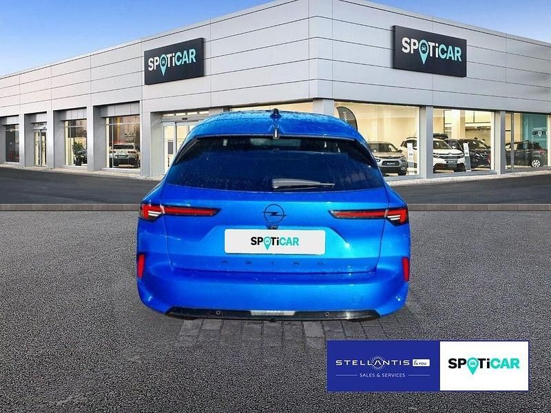 Gebraucht Opel Astra 131 PS (96 kW) 2024 Blau Limousine