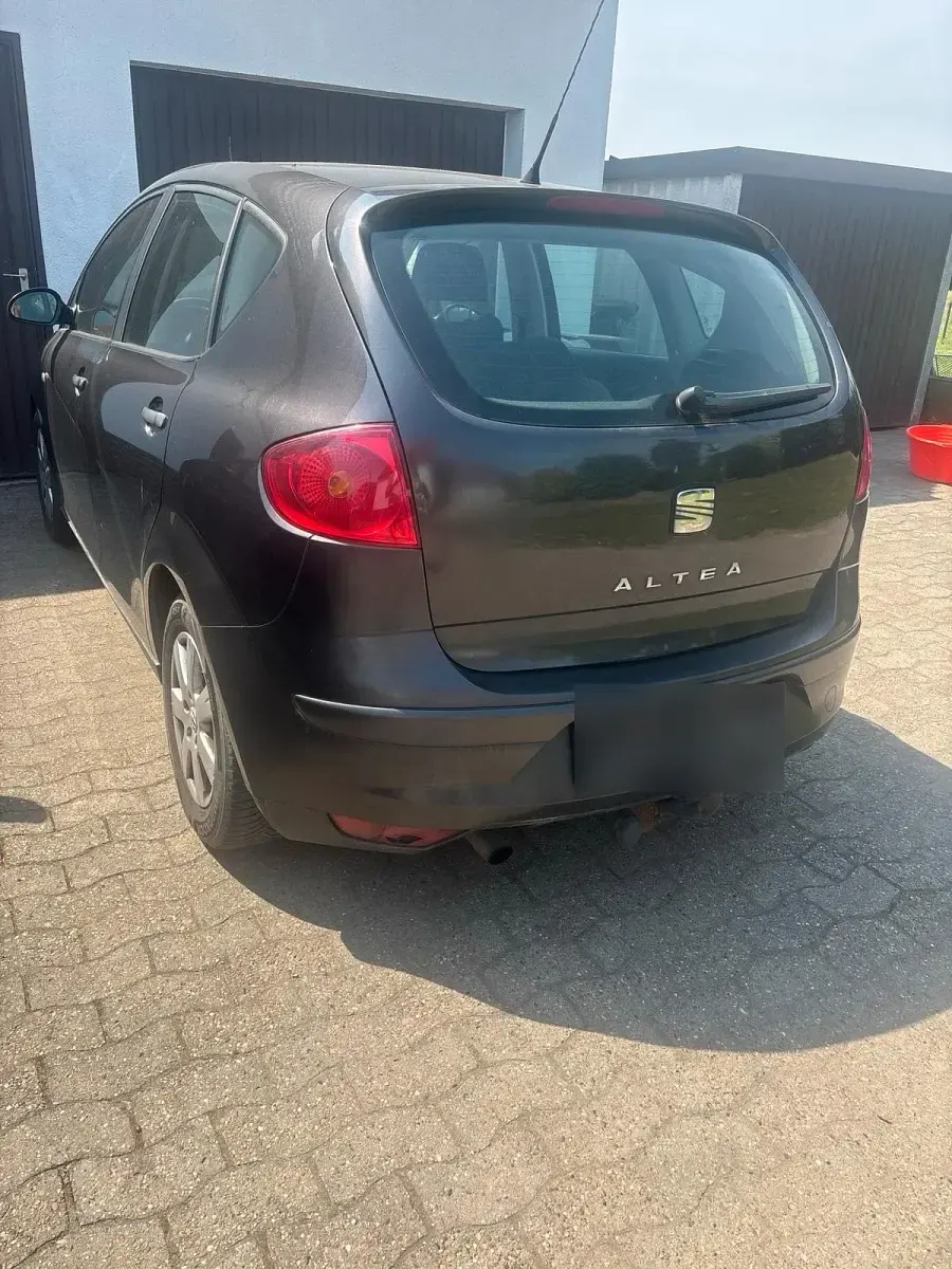 Gebraucht Seat Altea 105 PS (77 kW) 2005 Grau Van / Kleinbus