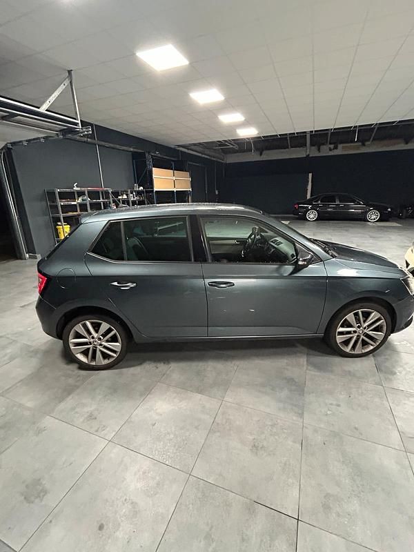 Gebraucht Skoda Fabia Style 95 PS (69 kW) 2017 Grau Kleinwagen