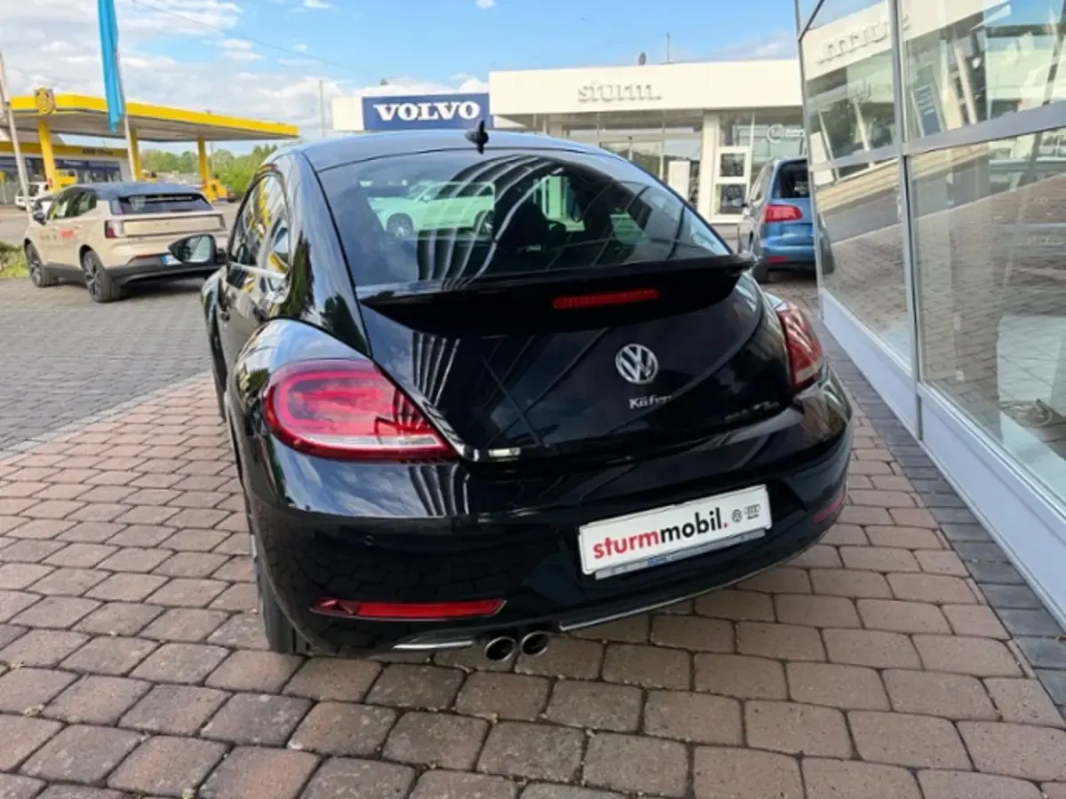 Gebraucht VW Beetle Allstar 150 PS (110 kW) 2016 Deep black perleffekt Kleinwagen