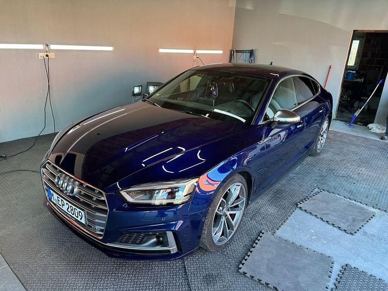 Blau Gebraucht 2018 Audi S5 Sportback Sport Kleinwagen | 36.500 € (Etwas zu teuer) - Bild 1/4