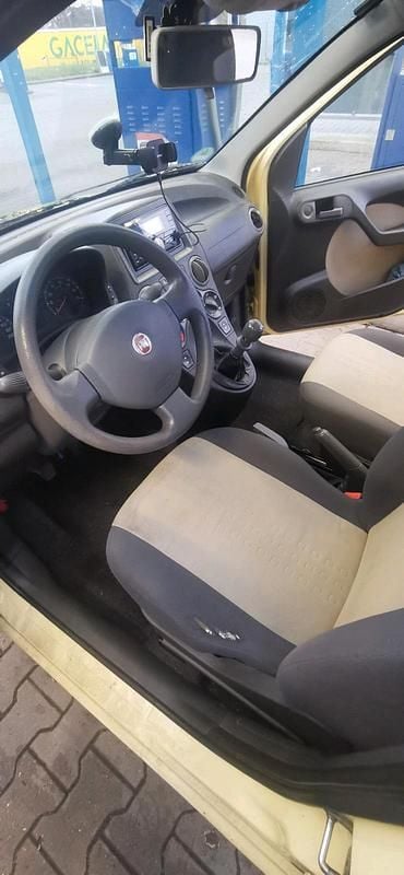 Gelb Gebraucht 2008 Fiat 124 Kleinwagen | 900 € - Bild 1/4