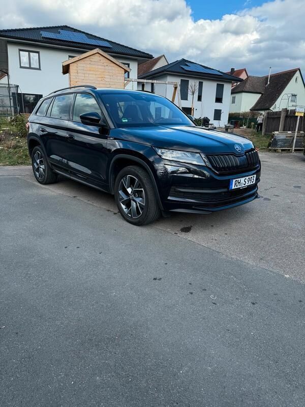 Schwarz Gebraucht 2019 Skoda Kodiaq SportLine SUV | 23.940 € (Teuer) - Bild 1/4