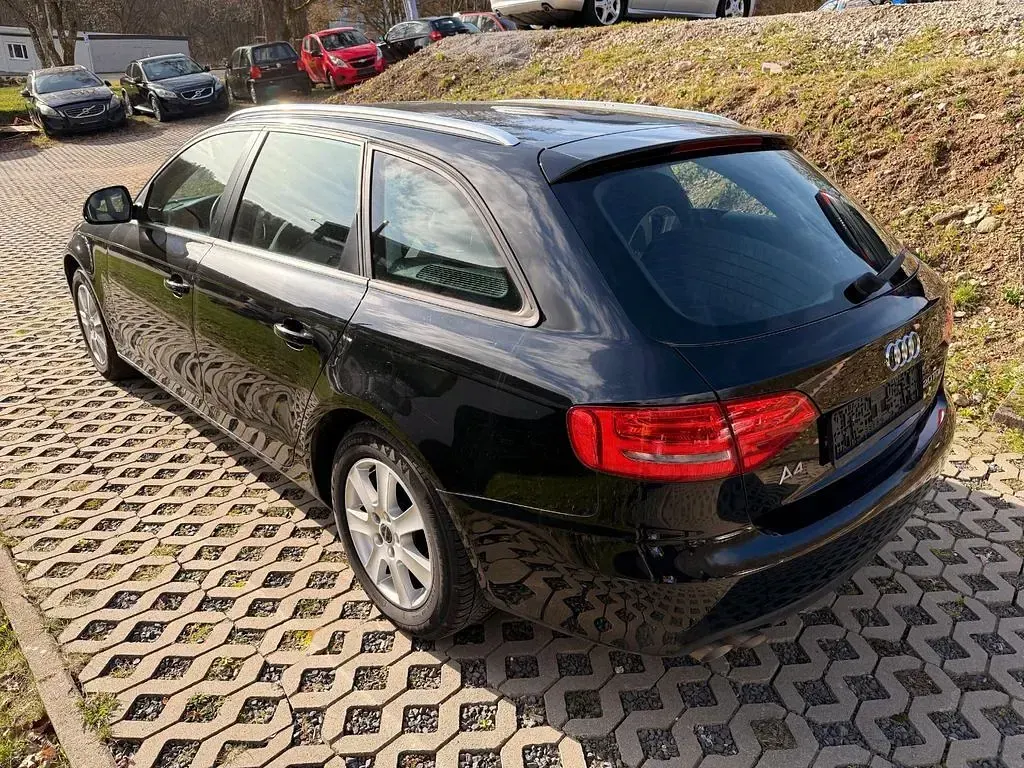 Gebraucht Audi A4 Attraction 143 PS (105 kW) 2008 Schwarz Kombi