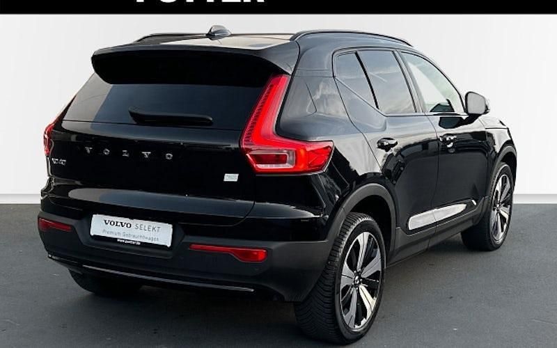 Gebraucht Volvo EX40 Plus 300 kW (408 PS) 2022 Schwarz SUV