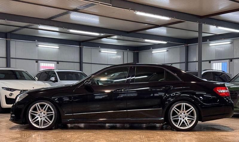 Gebraucht Mercedes E350 Avantgarde 265 PS (194 kW) 2013 Schwarz Limousine