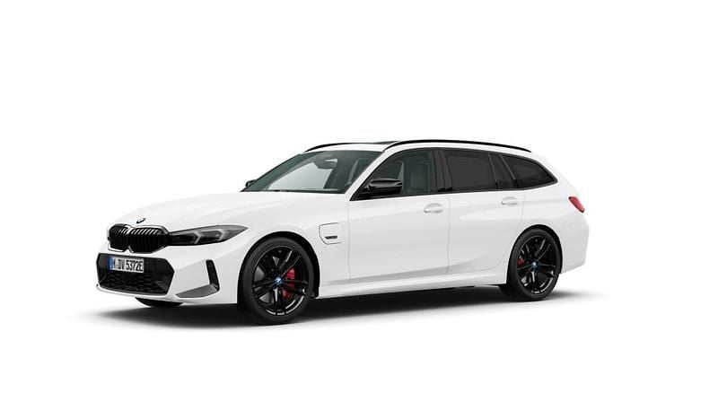 Gebraucht 2022 BMW 330 Comfort Edition Kombi | 39.901 € (Etwas zu teuer) - Bild 1/2