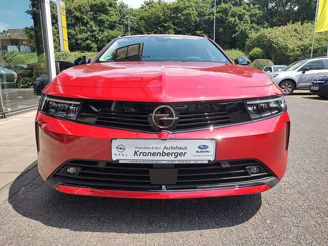 Gebraucht Opel Astra Enjoy 110 PS (80 kW) 2024 Lackierung peperoncino red/typ Kombi