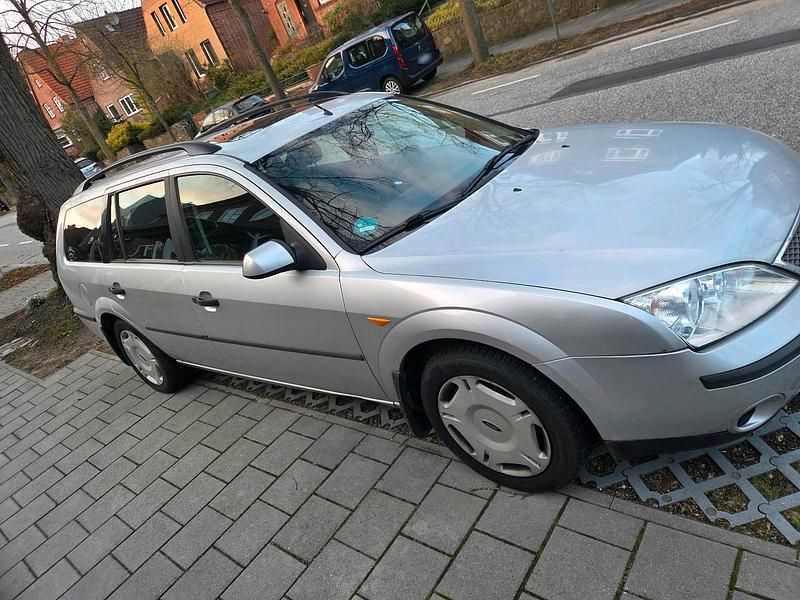 Gebraucht Ford Mondeo 125 PS (91 kW) 2001 Kombi