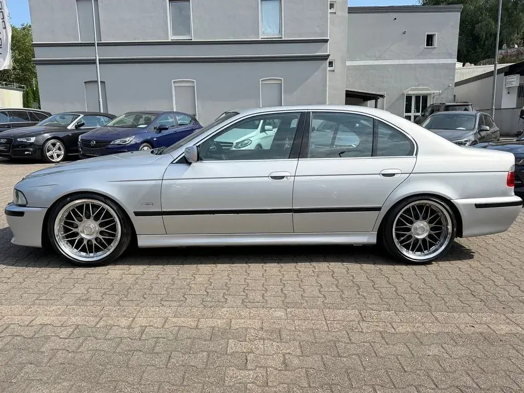 Gebraucht BMW 530 Exclusive 231 PS (169 kW) 2003 Silber Limousine