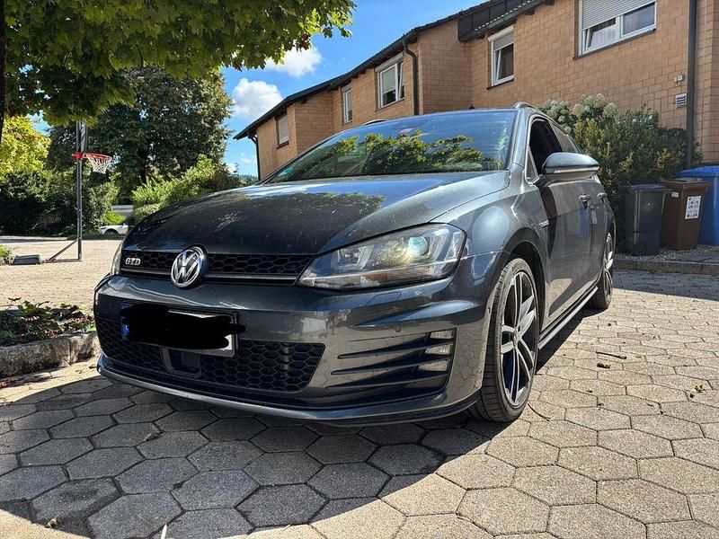 Schwarz Gebraucht 2015 VW Golf VII GTD Kombi | 10.900 € (Fairer Preis) - Bild 1/4