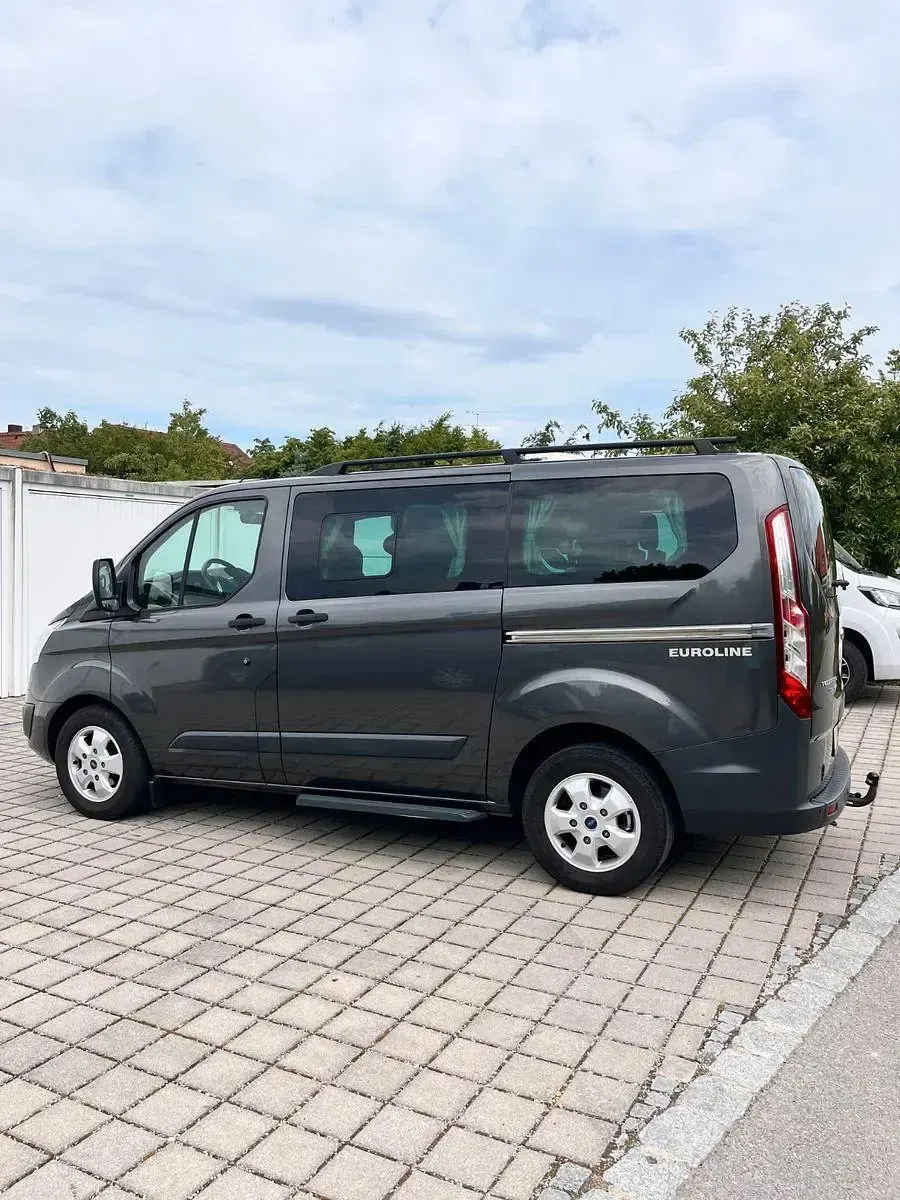 Gebraucht Ford Tourneo Custom Business Edition 155 PS (114 kW) 2016 Andere farben Van