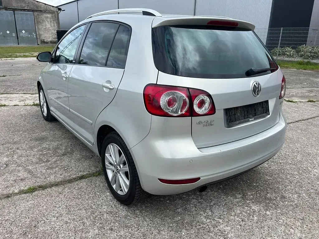 Gebraucht VW Golf Plus Cross Style 105 PS (77 kW) 2012 Silber Van / Kleinbus