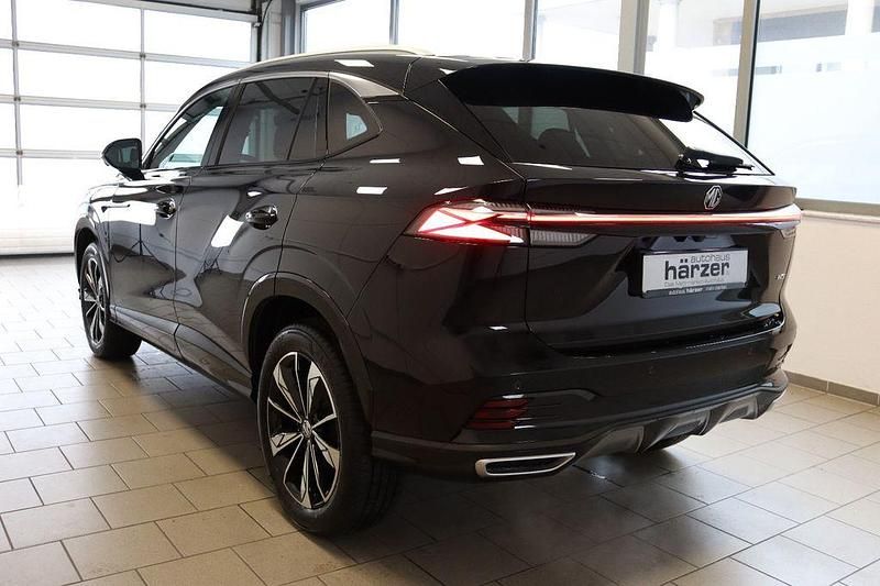 Neu MG HS Comfort 170 PS (125 kW) 2025 Schwarz SUV