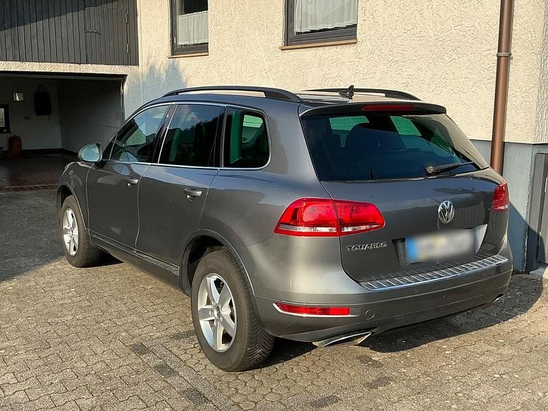 Gebraucht VW Touareg 245 PS (180 kW) 2013 Grau SUV