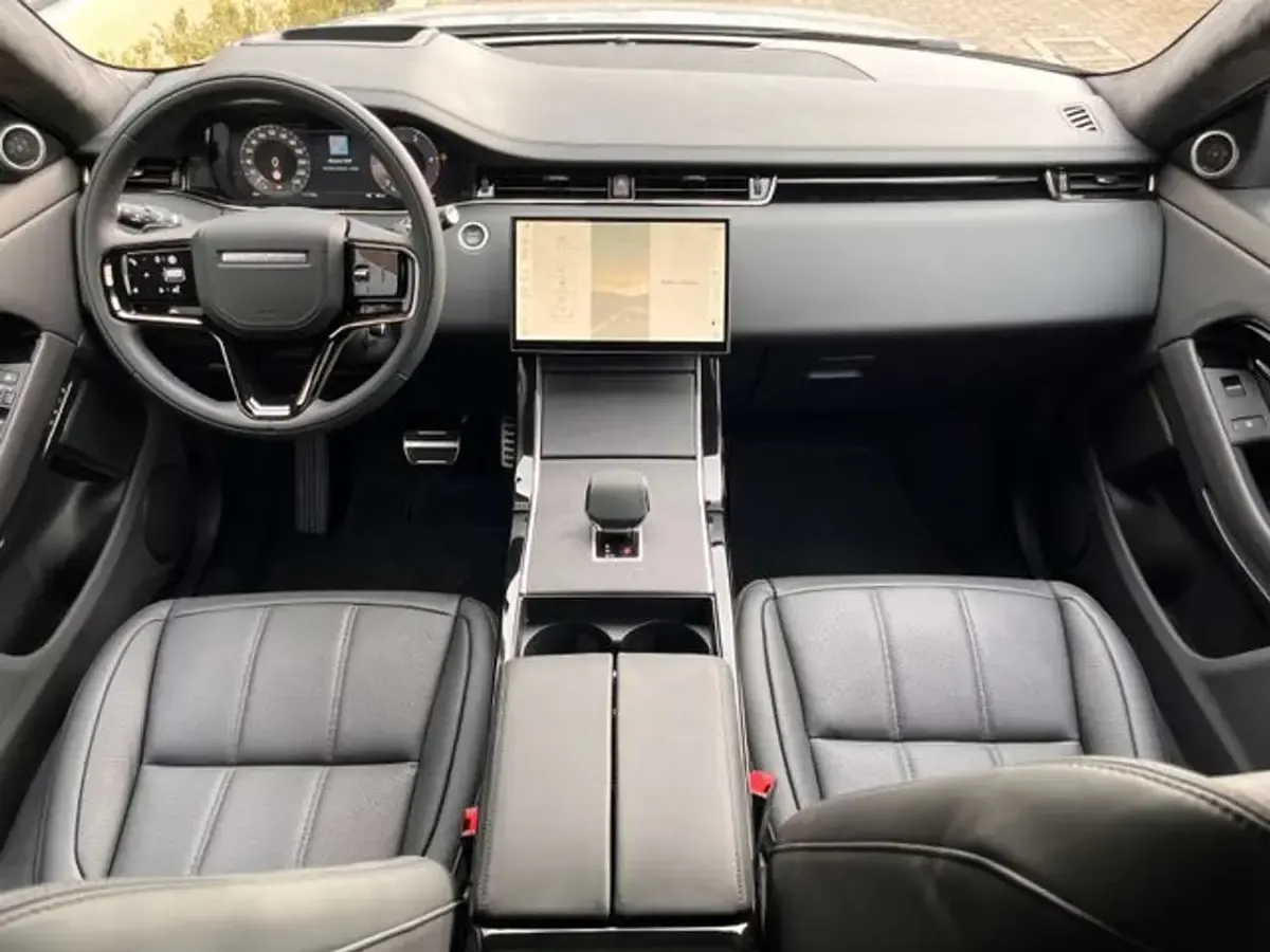 Gebraucht Land Rover Range Rover evoque Autobiography 204 PS (150 kW) 2025 Seoul pearl silver SUV
