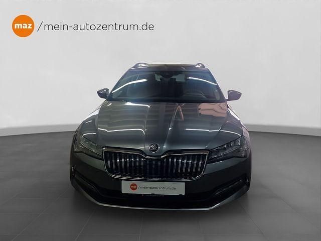 Gebraucht Skoda Superb Ambition 200 PS (147 kW) 2022 Graphitegrau Kombi