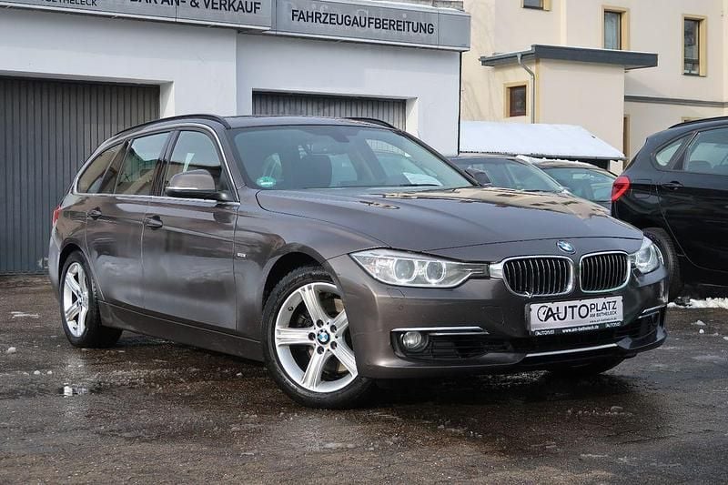 Gebraucht BMW 330 Luxury Line 258 PS (189 kW) 2013 Braun Kombi