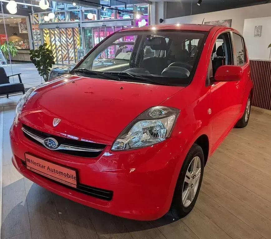 Gebraucht Subaru Justy Active 69 PS (50 kW) 2010 Rot Kleinwagen