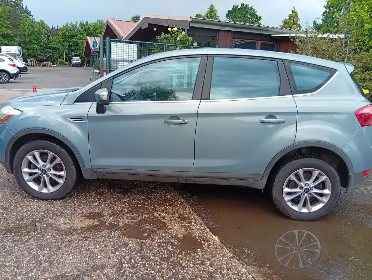 Gebraucht Ford Kuga Titanium 200 PS (147 kW) 2009 Avalongrau SUV