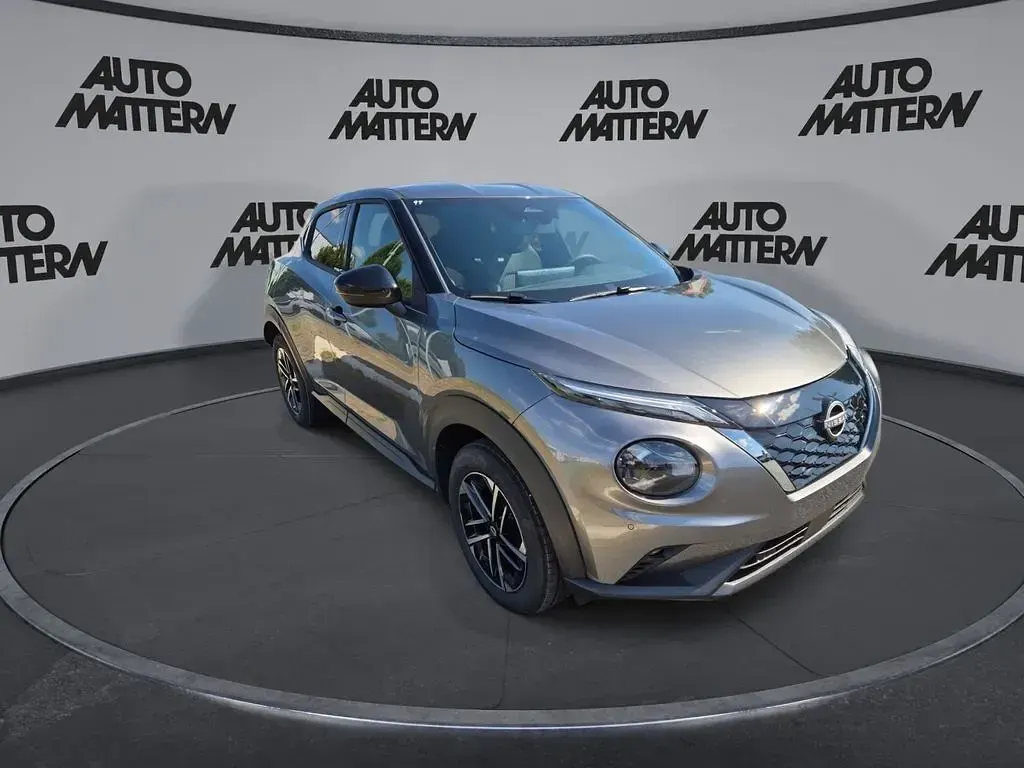 Neu Nissan Juke N-Connecta 143 PS (105 kW) 2026 Grau SUV