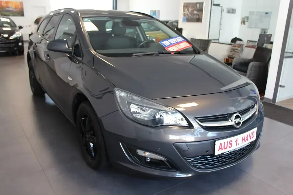 Gebraucht Opel Astra Style 120 PS (88 kW) 2016 Grau Kombi