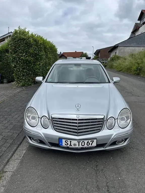 Gebraucht Mercedes E280 Elegance 190 PS (139 kW) 2006 Silber Limousine