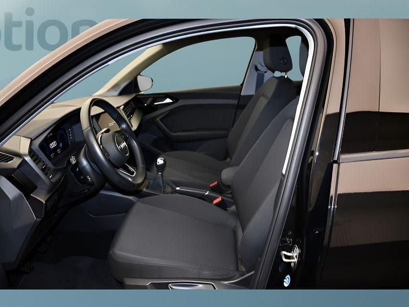 Schwarz Gebraucht 2024 Audi A1 Sportback Kleinwagen | 21.549 € (Fairer Preis) - Bild 1/2