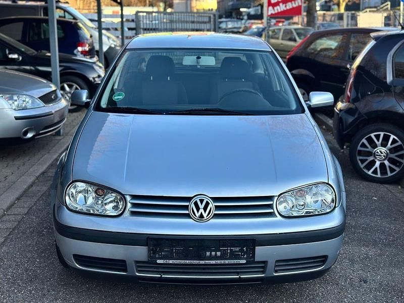 Gebraucht VW Golf IV Edition 75 PS (55 kW) 2001 Grau Limousine