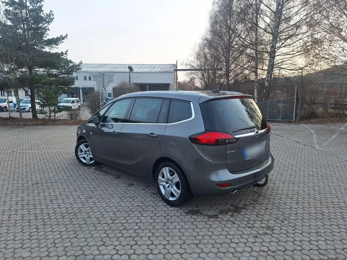 Gebraucht Opel Zafira Tourer 170 PS (125 kW) 2018 Grau Van / Kleinbus