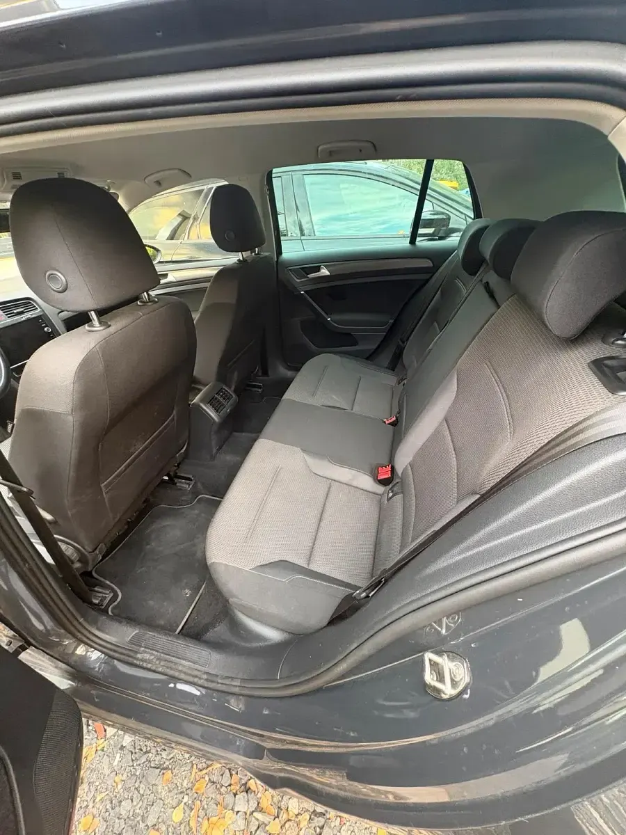 Gebraucht VW Golf VII 150 PS (110 kW) 2019 Grau Kleinwagen