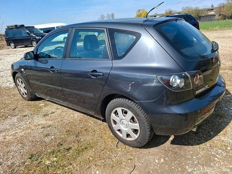 Używany Mazda 3 Active 105 KM (77 kW) 2008 Szary Sedan/Limuzyna