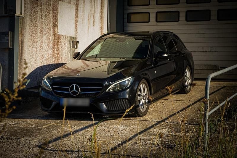 Gebraucht Mercedes C400 333 PS (244 kW) 2016 Schwarz Kombi