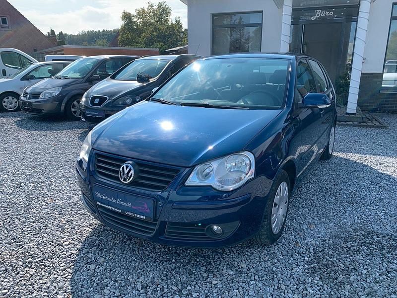 Blau Gebraucht 2007 VW Polo Comfortline Limousine | 2.799 € (Fairer Preis) - Bild 1/4