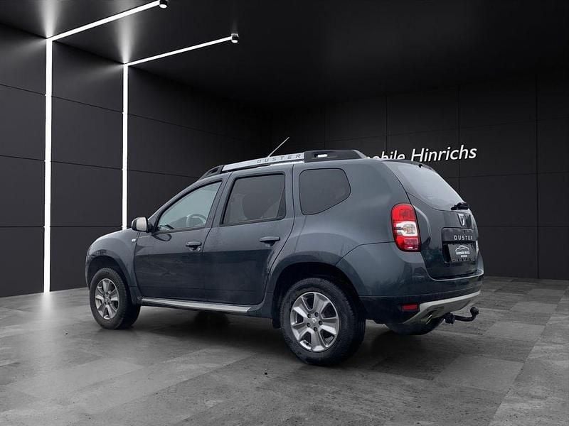 Gebraucht Dacia Duster Lauréate 114 PS (83 kW) 2017 Grau SUV