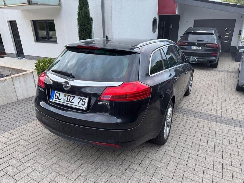 Schwarz Gebraucht 2012 Opel Insignia Edition Kombi | 6.400 € - Bild 1/4