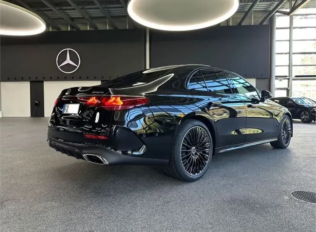 Gebraucht Mercedes E450 AMG 381 PS (280 kW) 2024 Schwarz Limousine